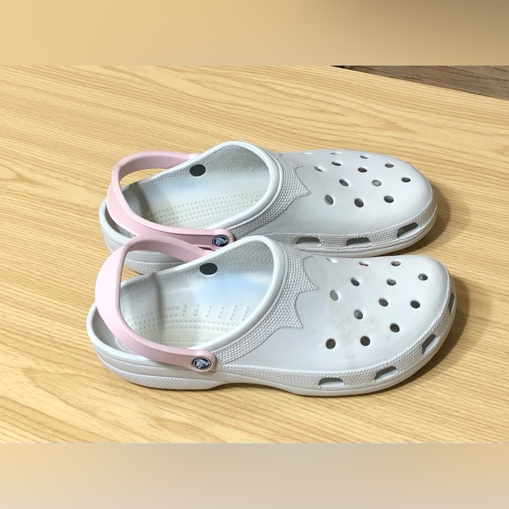 Crocs Comfort Light Gray Clogs Water Resistant Wide Women Size XXXL (14/15).